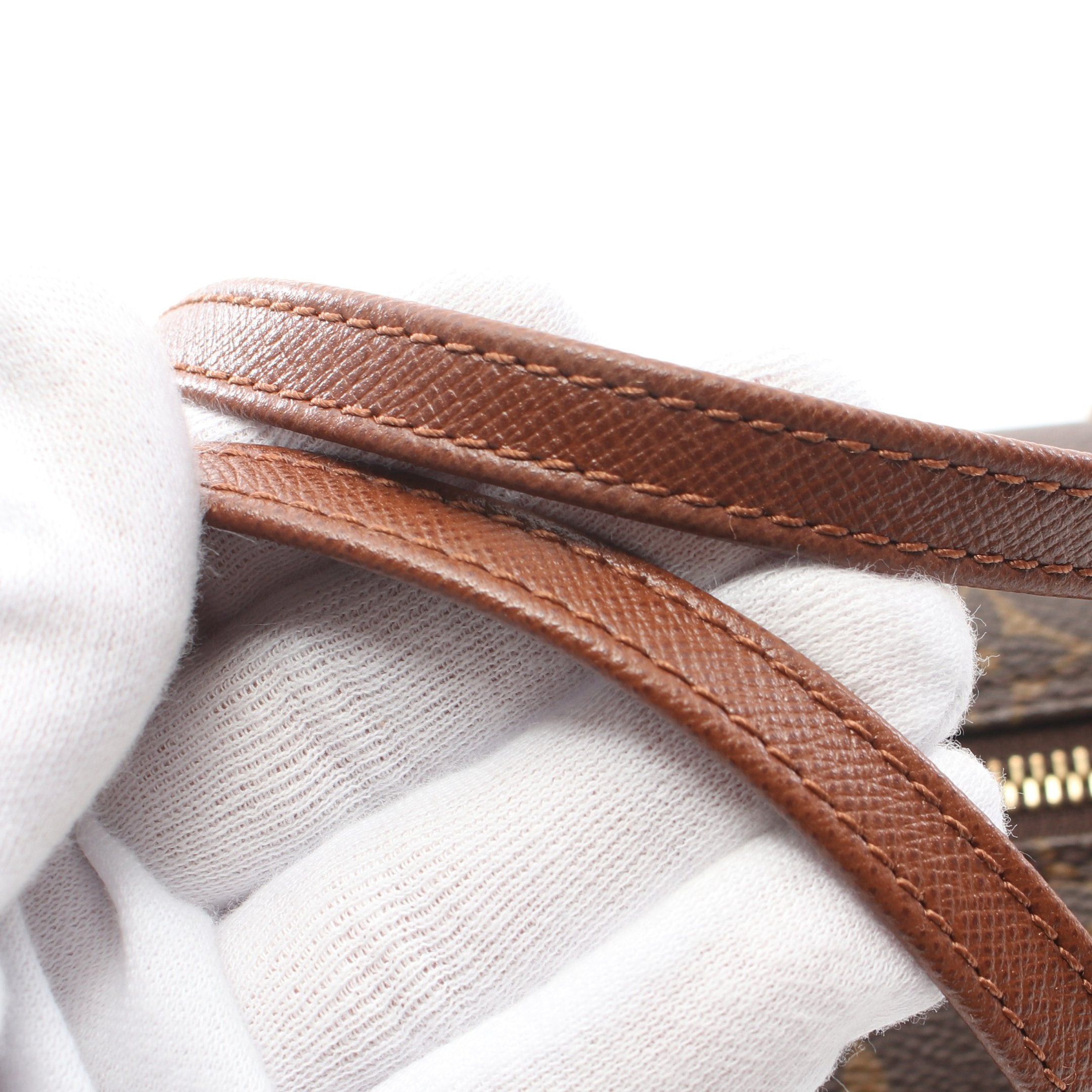 Louis Vuitton Louis Vuitton Papillon 26 Monogram Old Model Handbag Leather Brown Size ONE SIZE - 7 Thumbnail