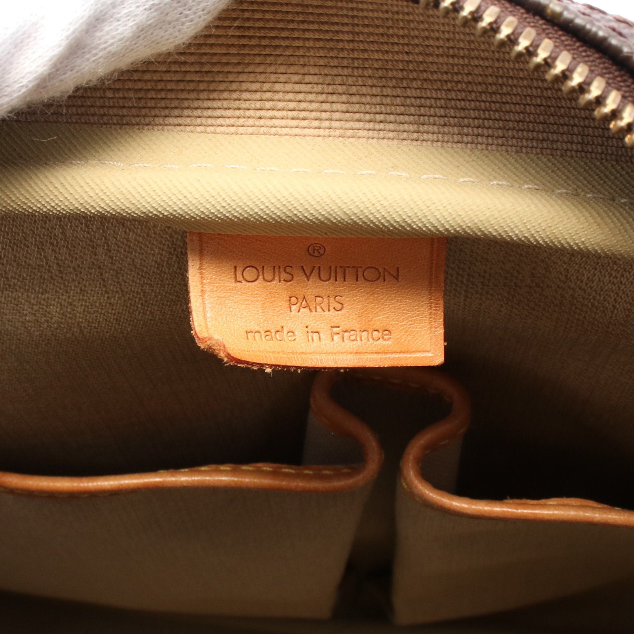 Louis Vuitton Louis Vuitton Deauville Bowling Vanity Monogram Handbag Leather Brown Size ONE SIZE - 4 Thumbnail