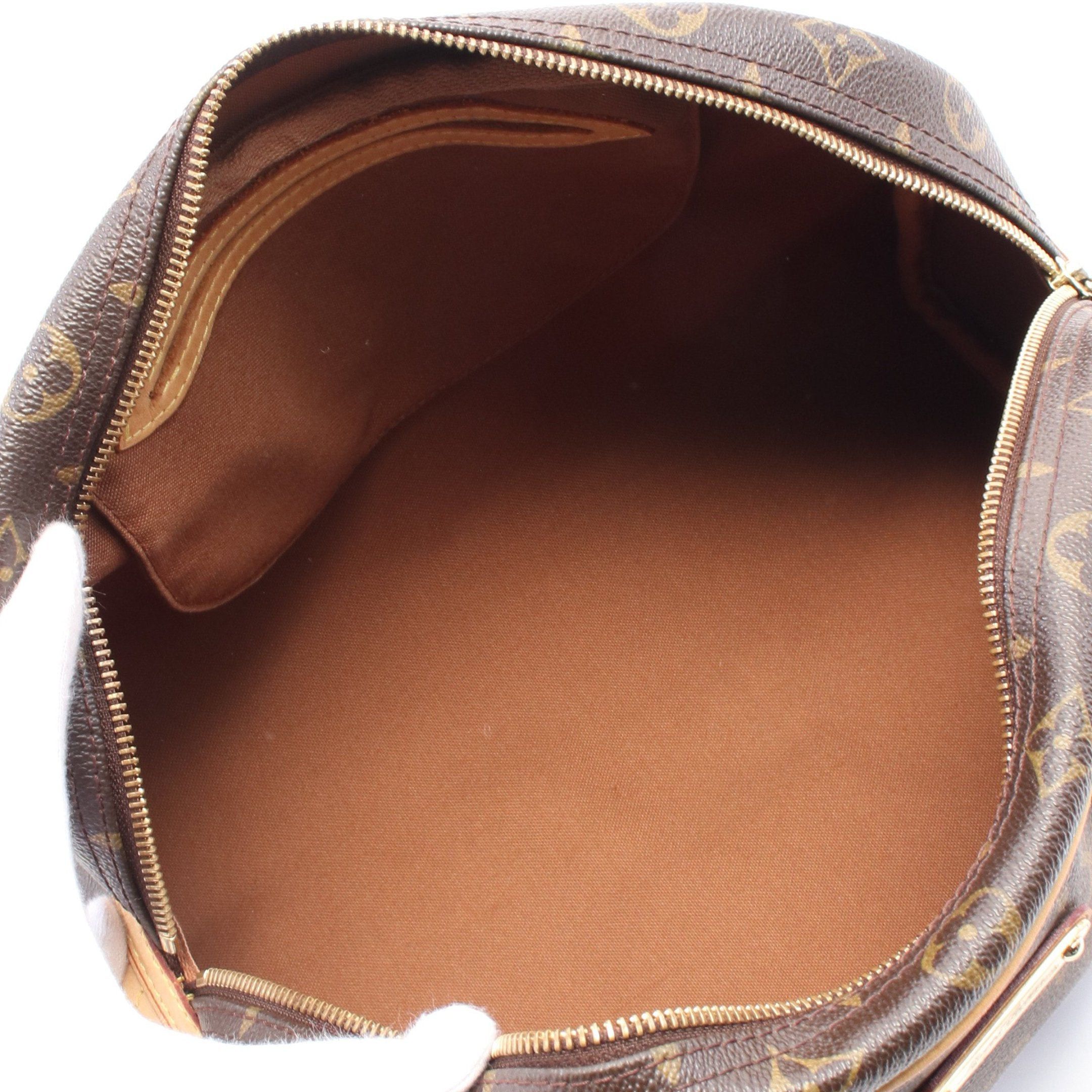 Louis Vuitton Louis Vuitton Montorgueil Pm Monogram Shoulder Bag Leather Brown Size ONE SIZE - 3 Thumbnail