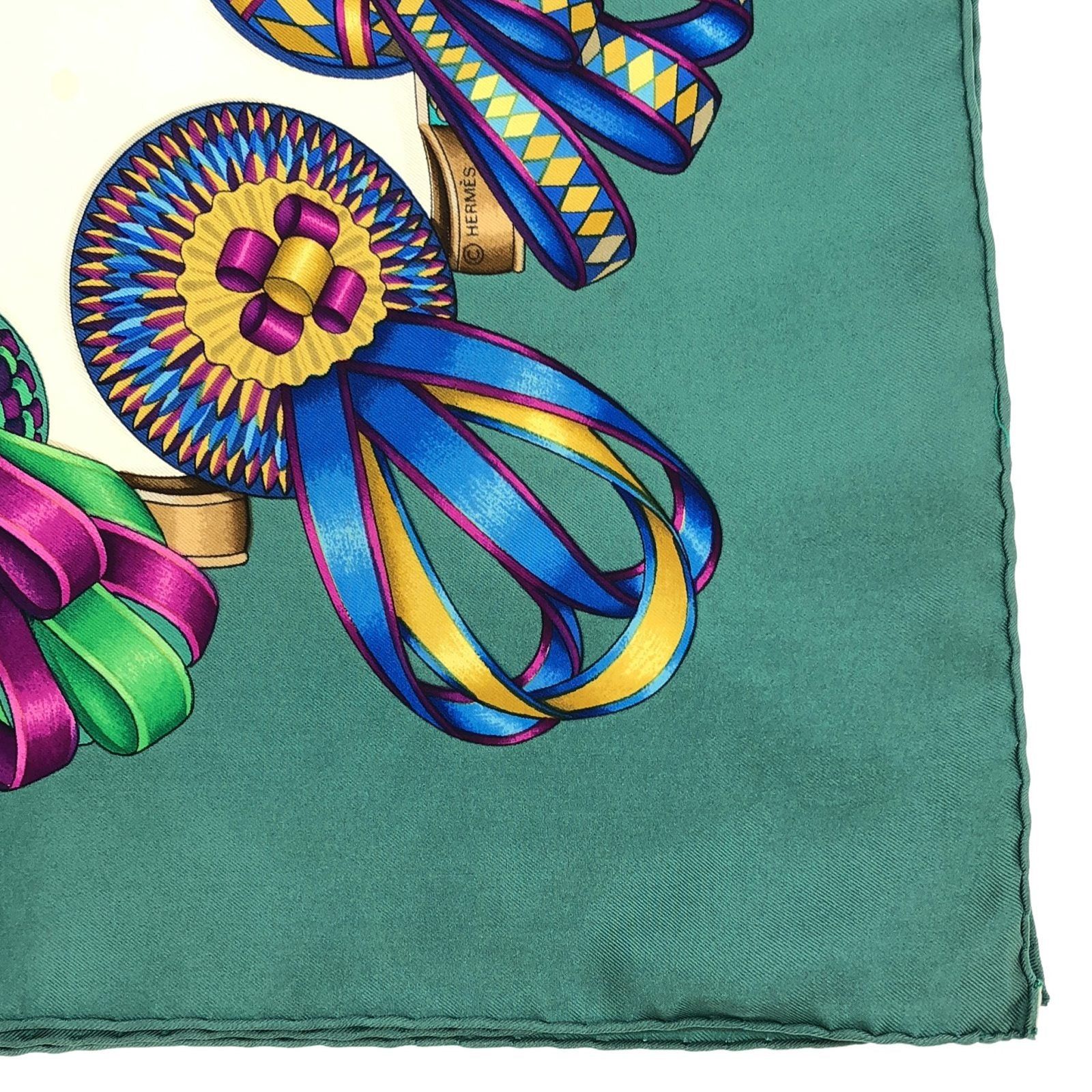 Hermes Hermes Carres 90 Scarf Silk Green Size ONE SIZE - 3 Thumbnail