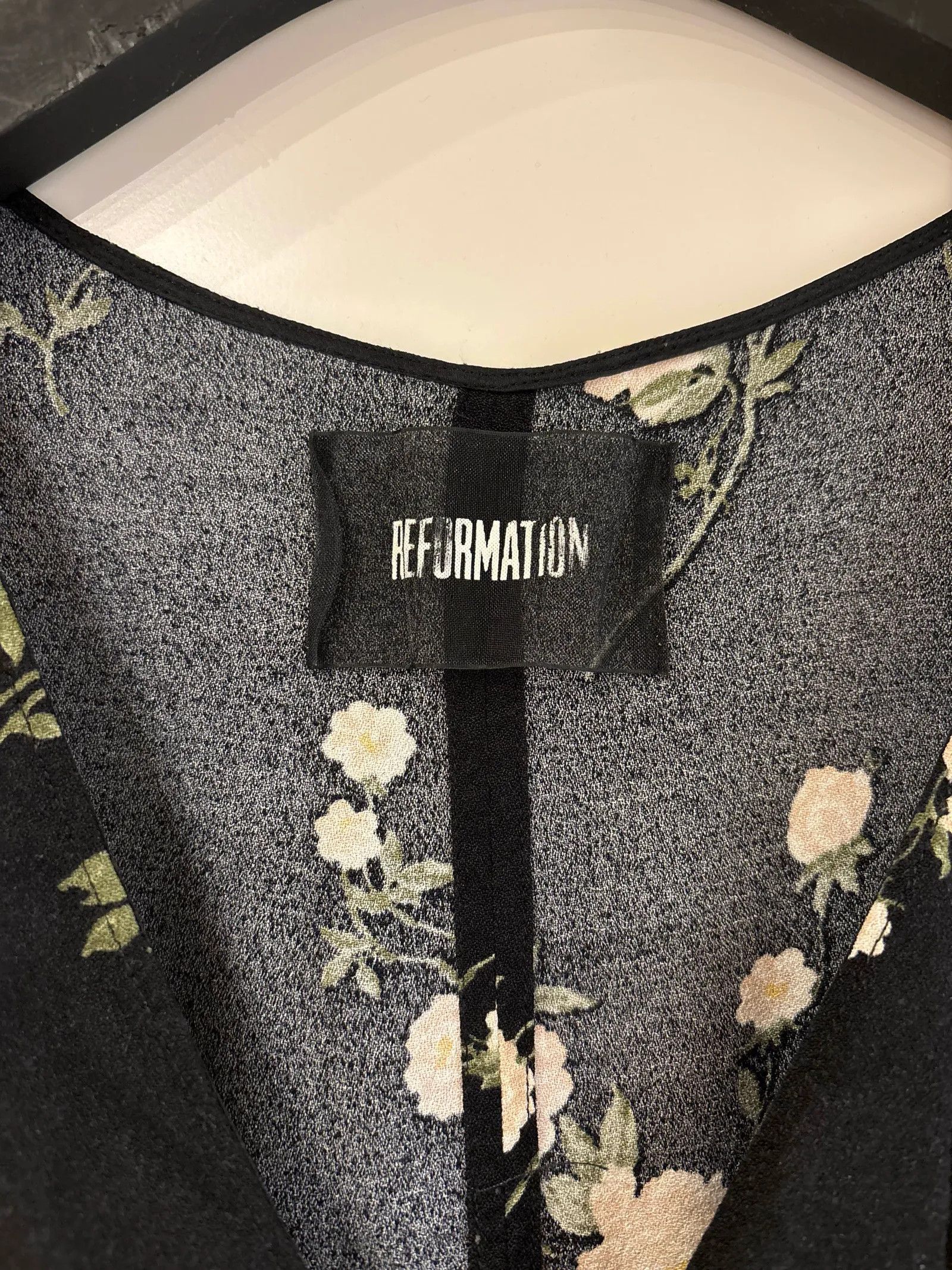 Reformation Reformation Dress Size XS / US 0-2 / IT 36-38 - 2 Thumbnail