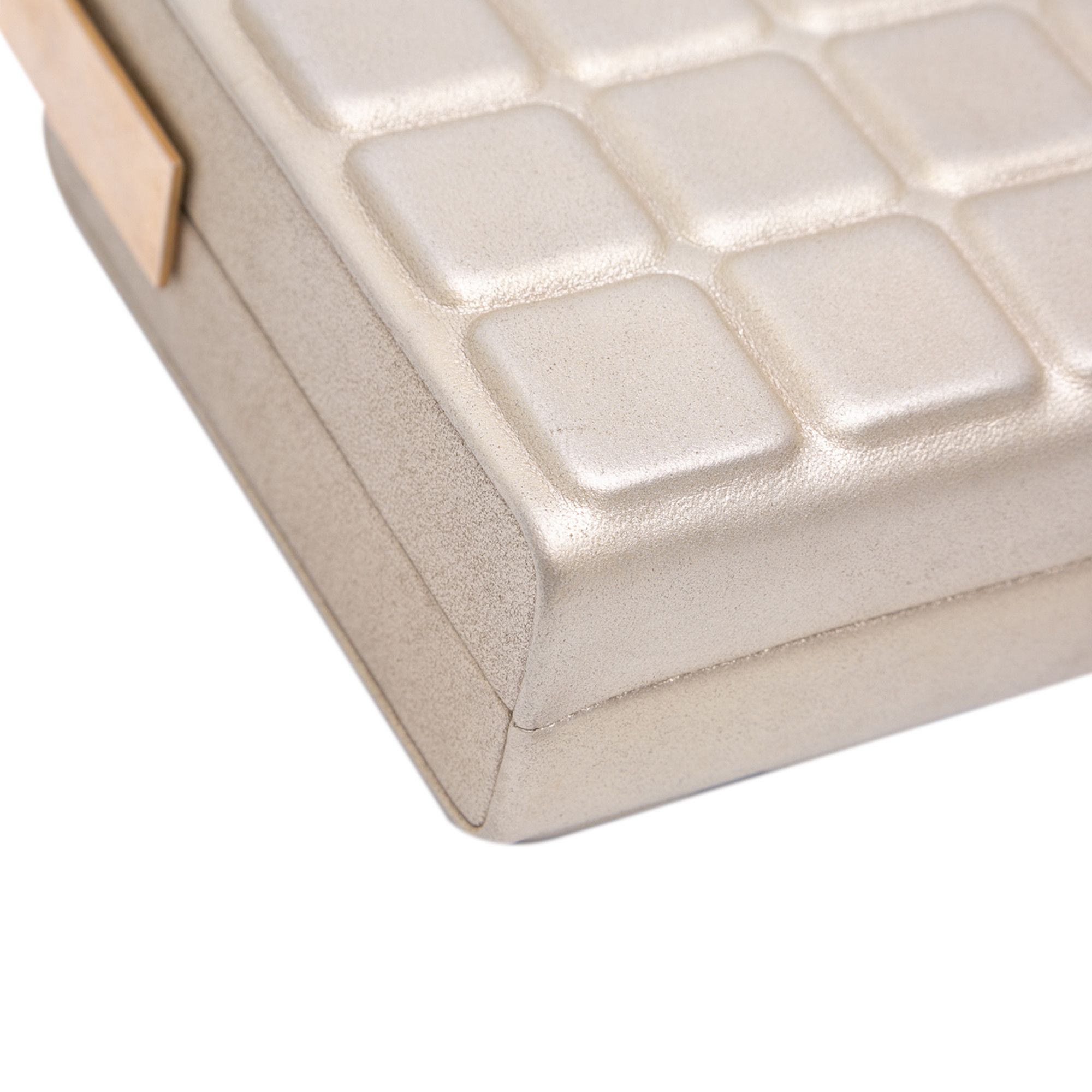 Chanel Chanel Chocolate Bar Metallic Lambskin Frame Clutch with Chain Size ONE SIZE - 6 Thumbnail
