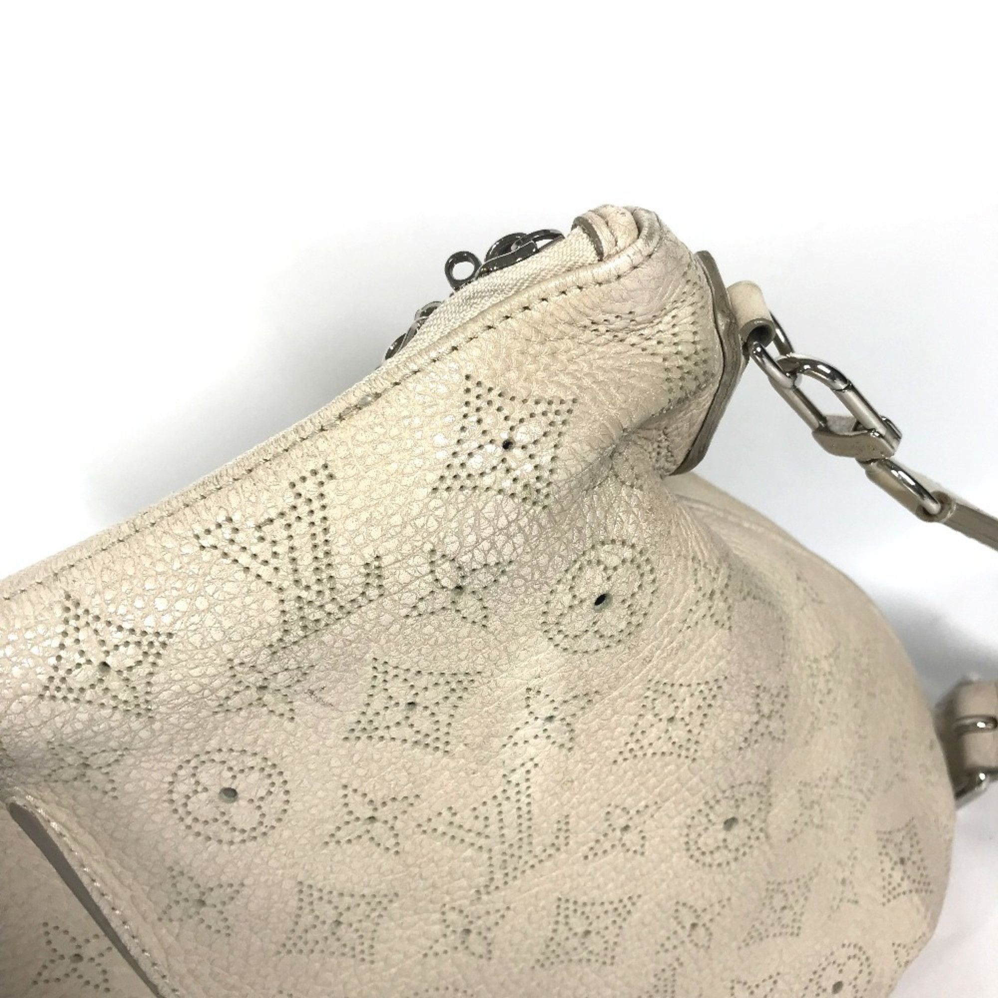Louis Vuitton Louis Vuitton Mahina shoulder Size ONE SIZE - 10 Thumbnail
