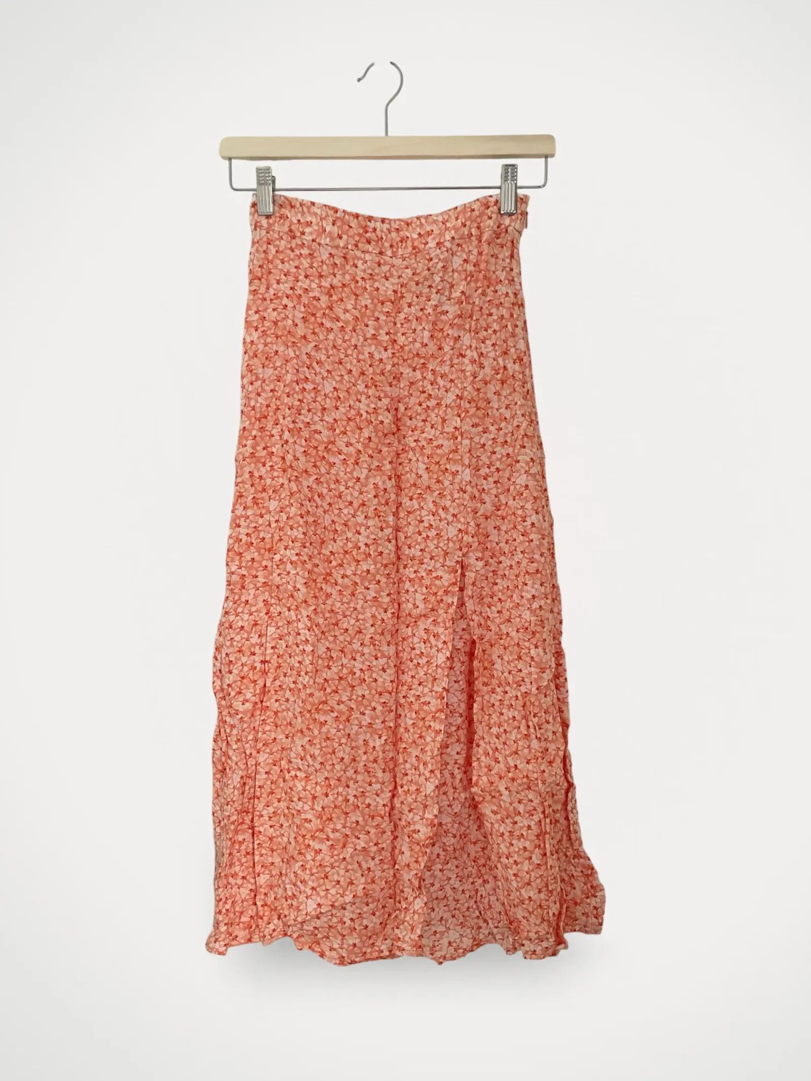 H&M H&M Skirt Size 25" / US 0 / IT 36 - 2 Thumbnail