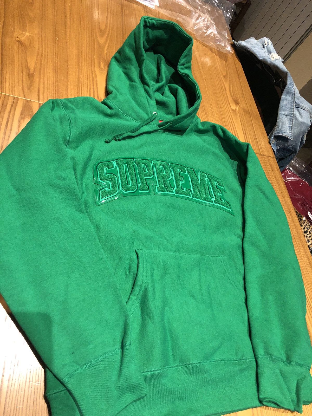 Supreme PATENT LEATHER ARC LOGO HOODED SWEATSHIRT COLOR KELLY  