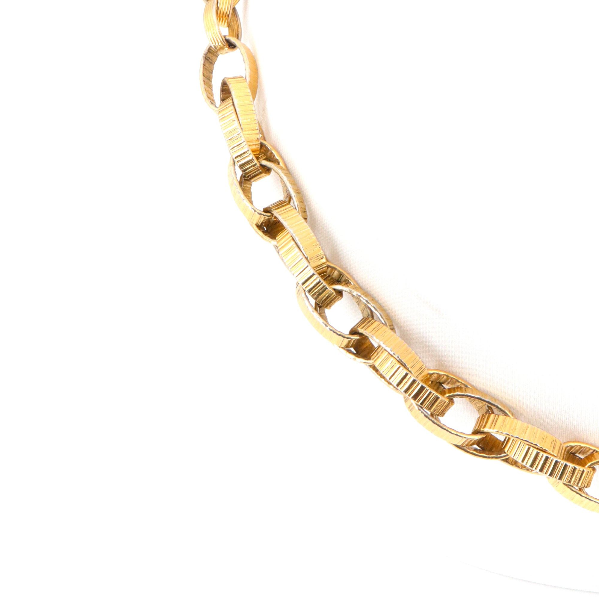 Chanel CHANEL - Chanel CC medallion belt in gold chain Size ONE SIZE - 3 Thumbnail