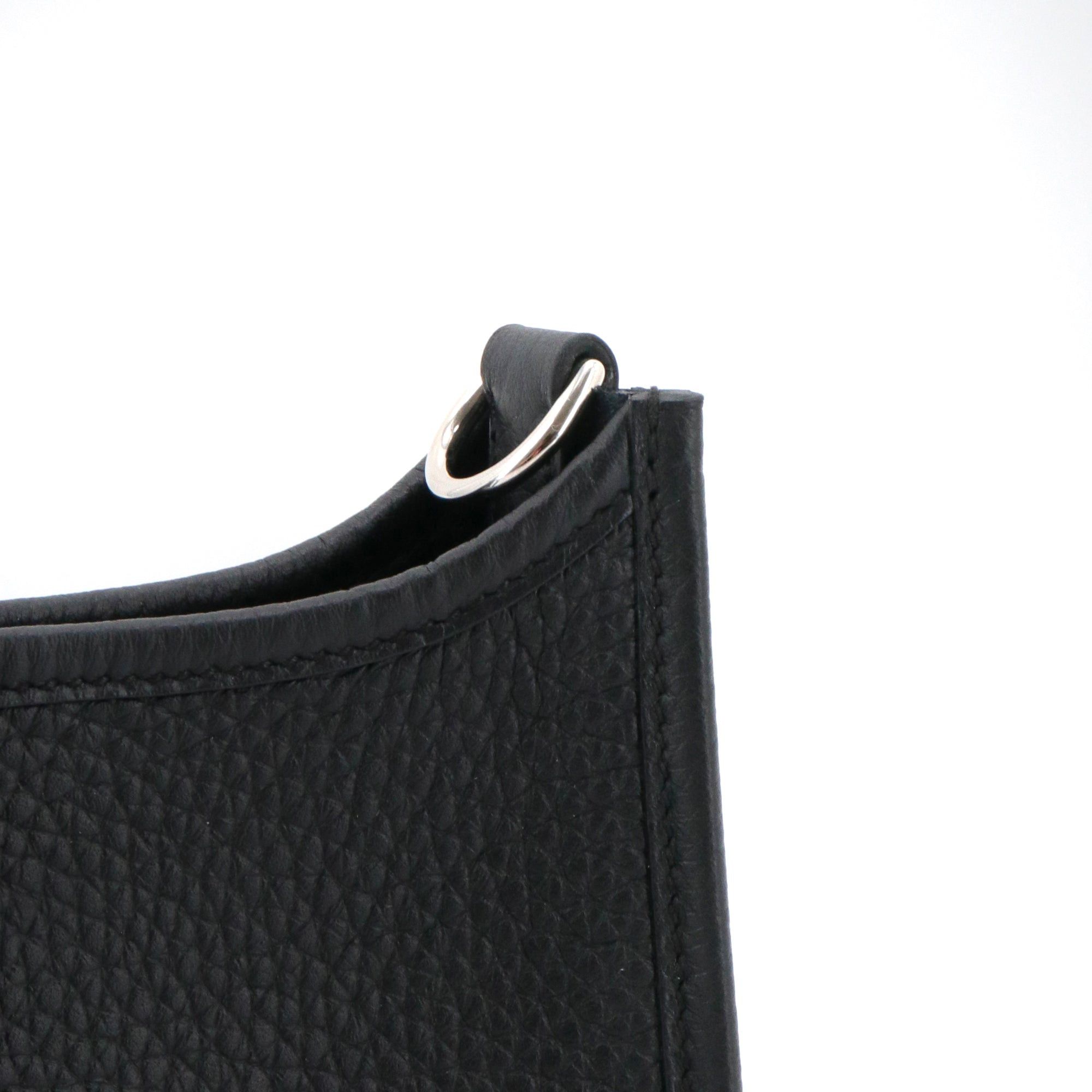 Hermes HERMÈS - Evelyne 16 Hermès shoulder bag in black Taurillon Clémence leather Size ONE SIZE - 7 Thumbnail