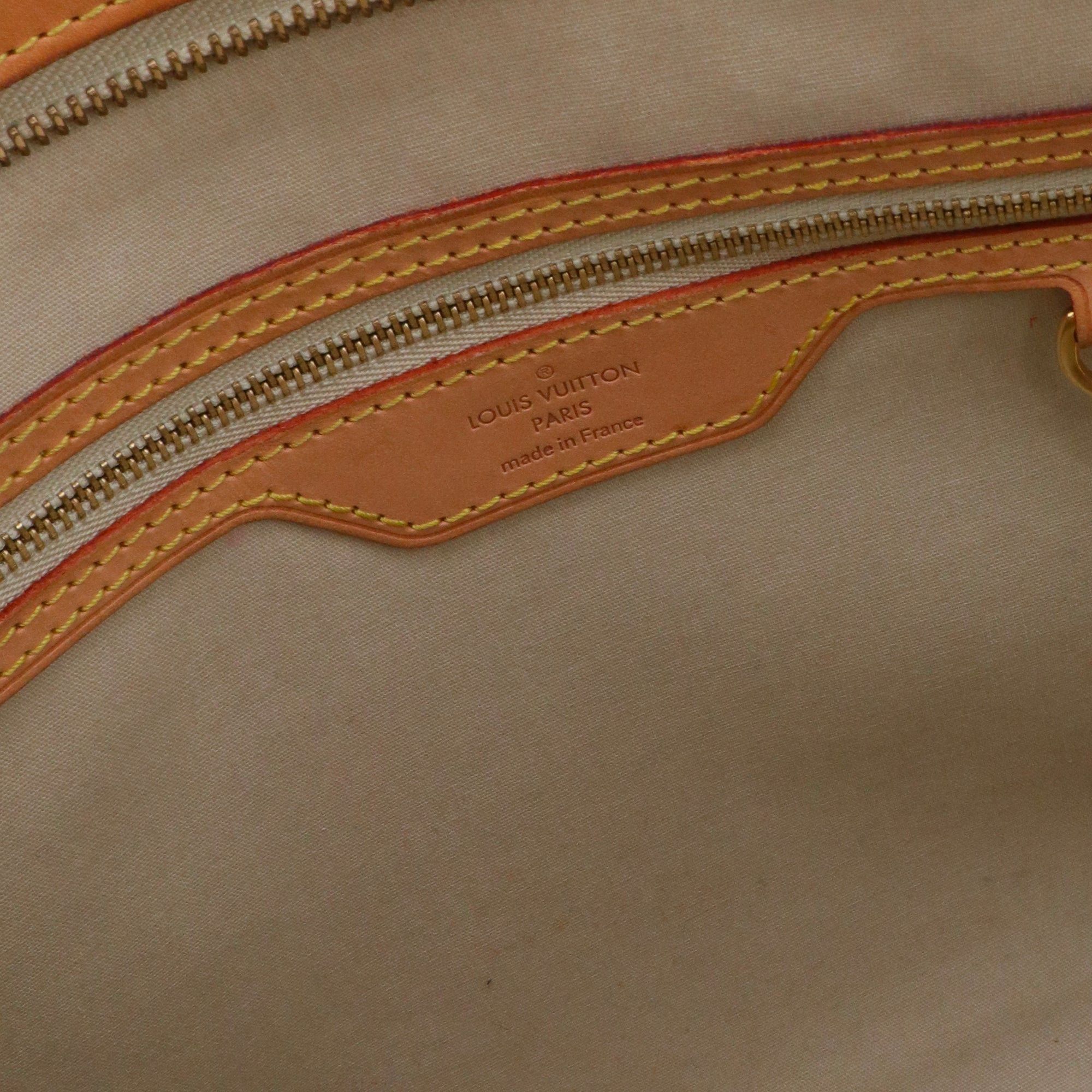 Louis Vuitton LOUIS VUITTON - Brea Louis Vuitton handbag in yellow patent leather Size ONE SIZE - 10 Thumbnail