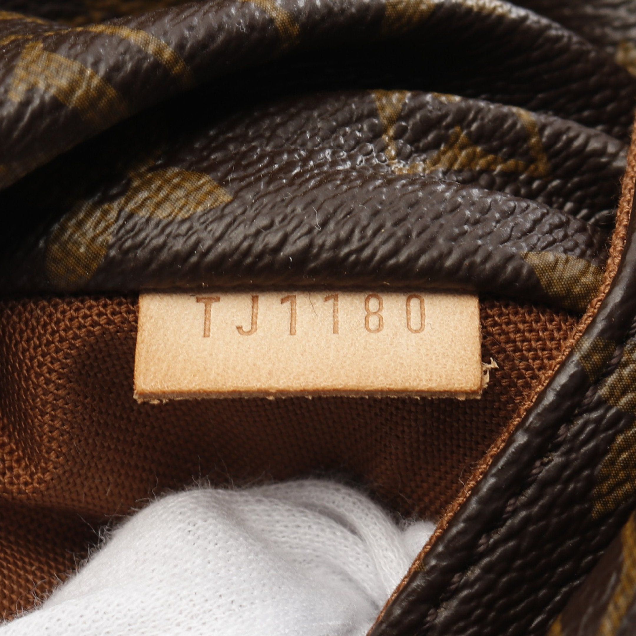 Louis Vuitton Louis Vuitton Totally Mm Monogram Shoulder Bag Tote Leather Brown Size ONE SIZE - 5 Thumbnail