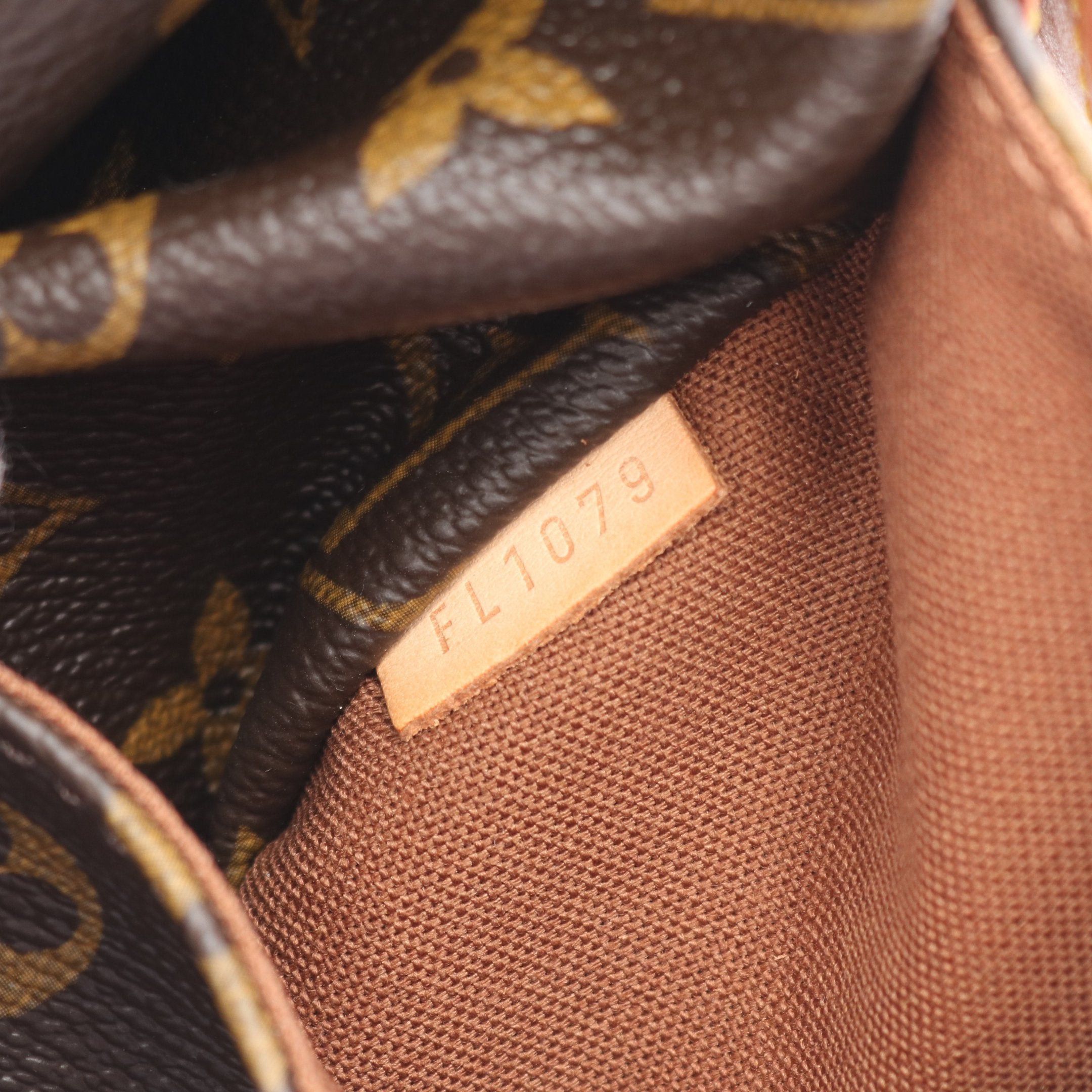 Louis Vuitton Louis Vuitton Totally Pm Monogram Shoulder Bag Tote Leather Brown Size ONE SIZE - 5 Thumbnail