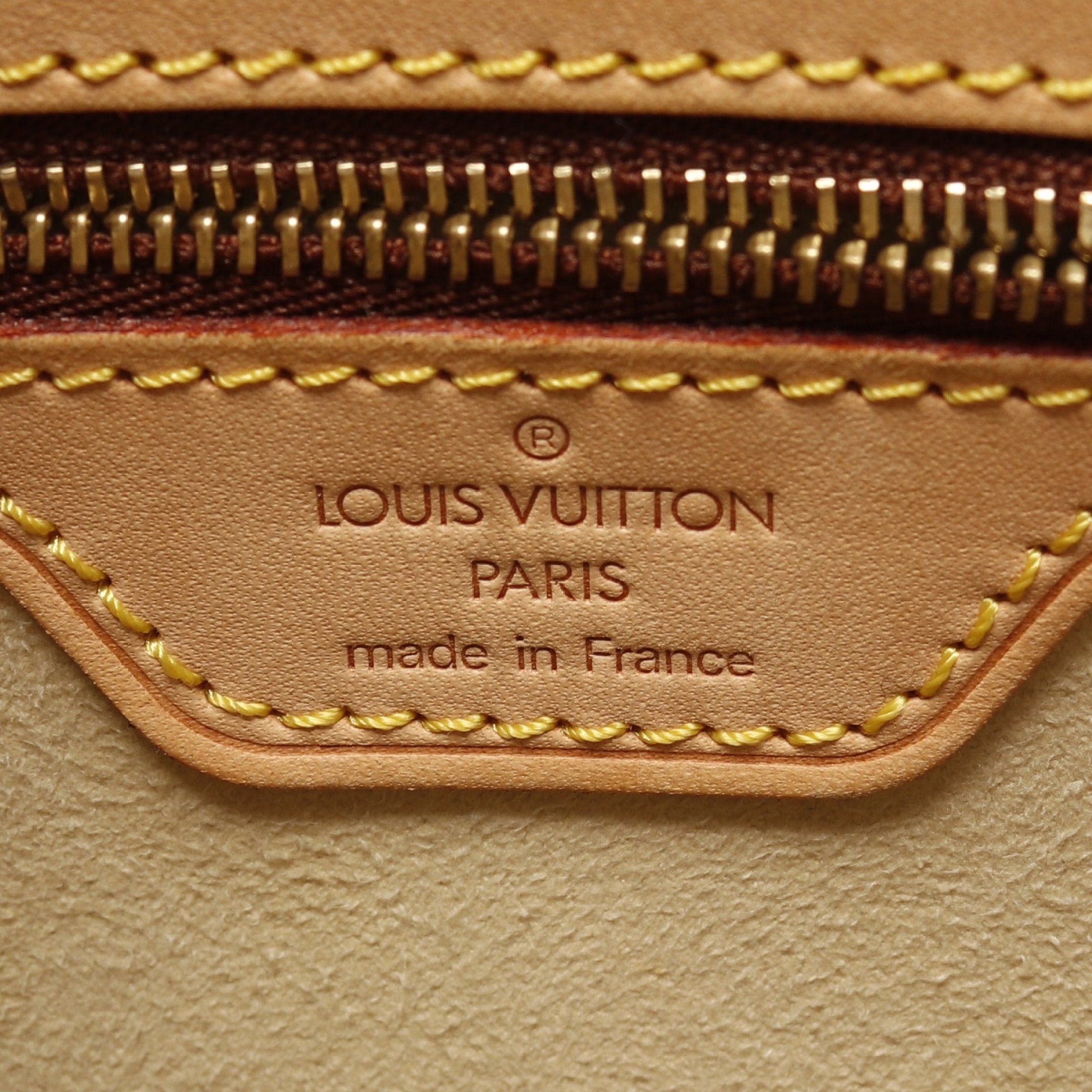 Louis Vuitton Louis Vuitton Looping Gm Monogram Shoulder Bag Leather Brown Size ONE SIZE - 4 Thumbnail