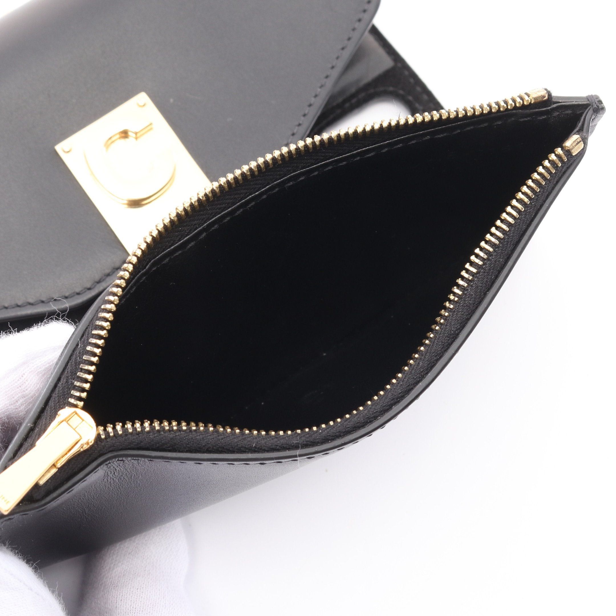Celine Celine C See Phone Case Chain Shoulder Bag Wallet Leather Black Size ONE SIZE - 4 Thumbnail