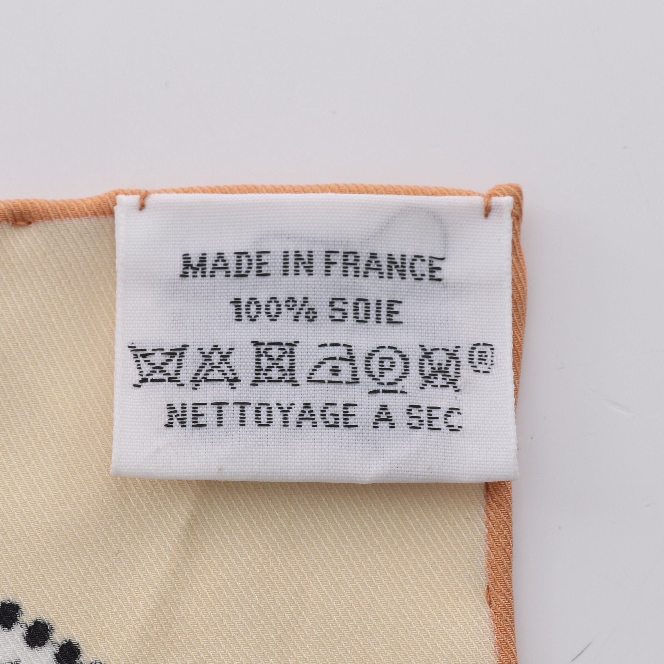 Hermes Hermes Carres 70 L Elegance Et Le Confort En Automobile Scarf Silk Ivory White Multicolor Size ONE SIZE - 3 Thumbnail