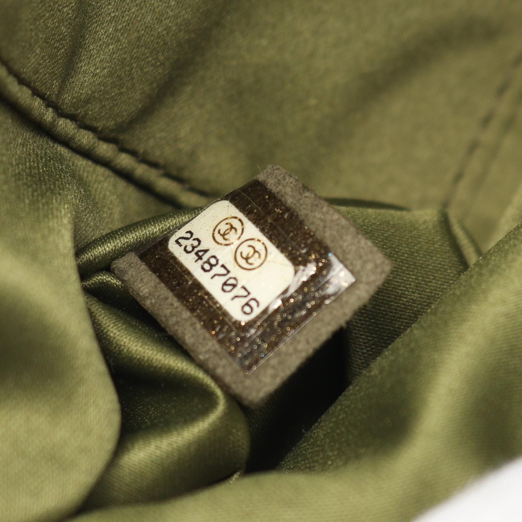 Chanel Chanel Matelasse Waist Bag Body Canvas Leather Khaki Green Antique Silver Hardware Processing 2017 Cruise Collection Size ONE SIZE - 5 Thumbnail