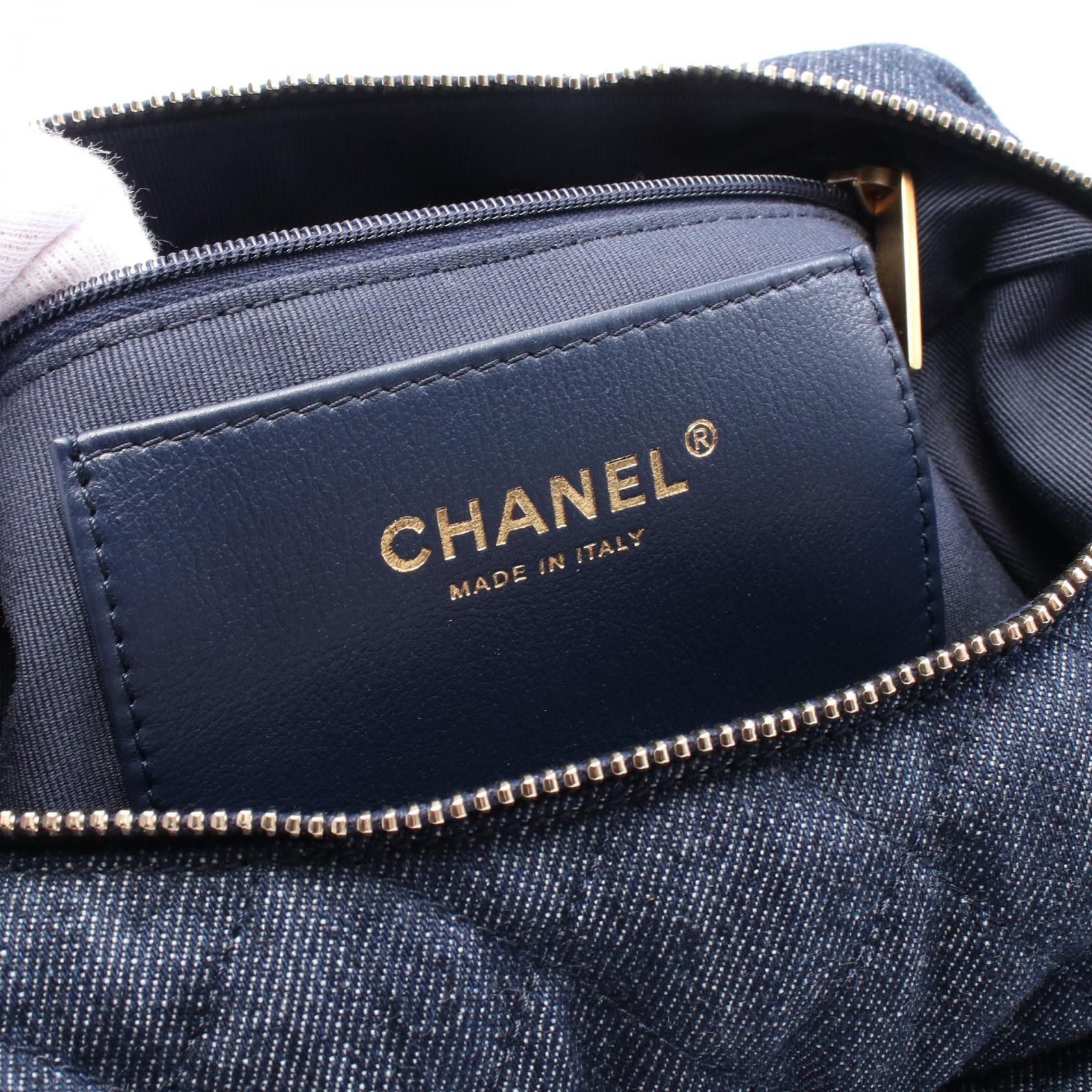 Chanel Chanel Matelasse Large Hobo Bag Chain Shoulder Denim Indigo Blue Gold Hardware Size ONE SIZE - 4 Thumbnail