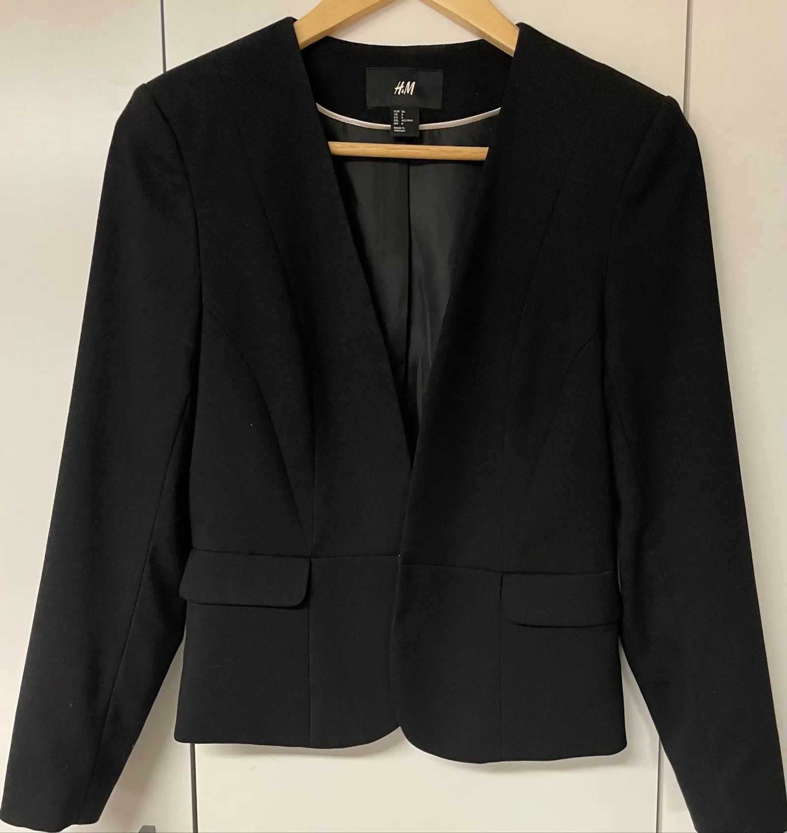H&M H&M Blazer Size XS / US 0-2 / IT 36-38 - 2 Thumbnail
