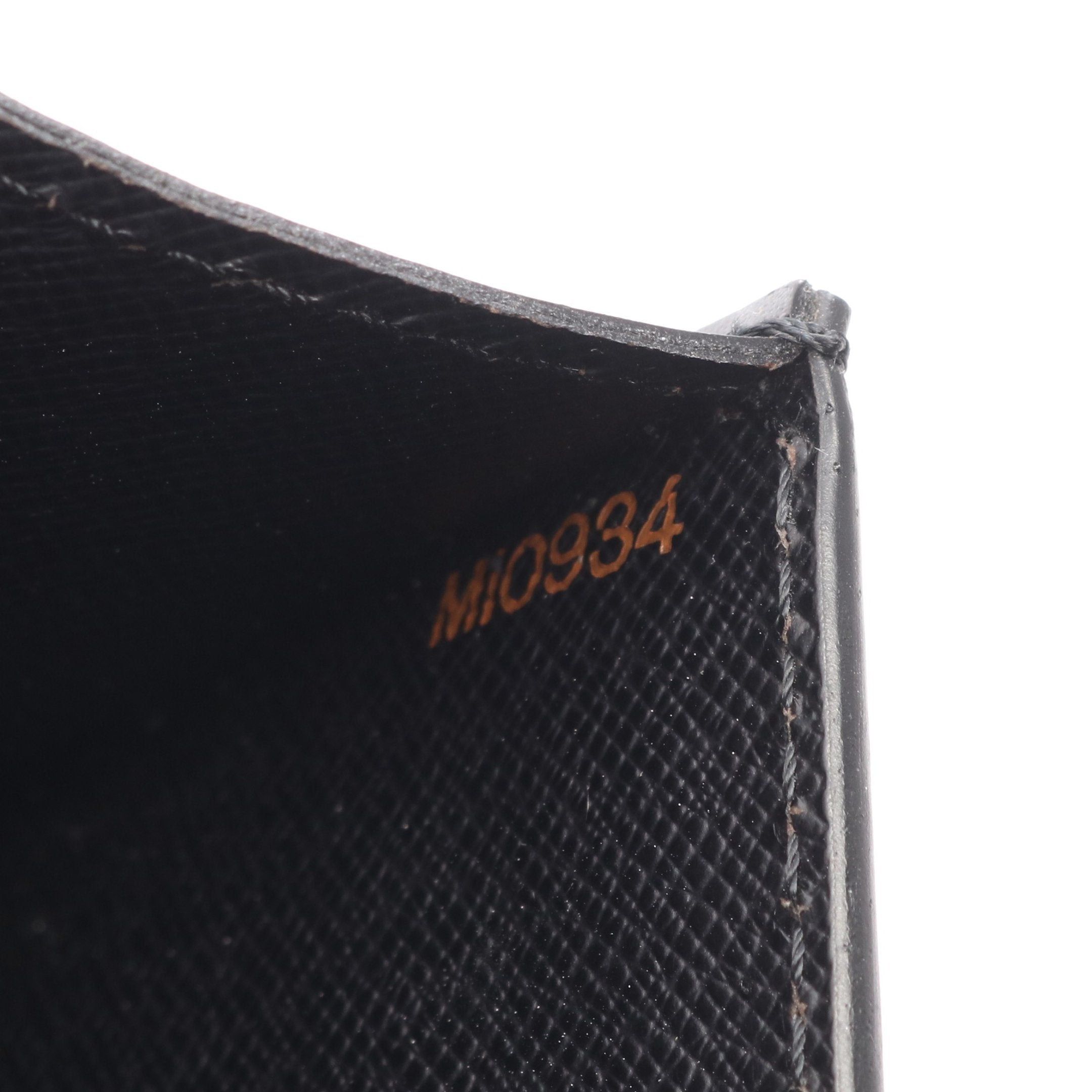 Louis Vuitton Louis Vuitton Serie Dragonne Epi Noir Clutch Bag Leather Black Size ONE SIZE - 5 Thumbnail