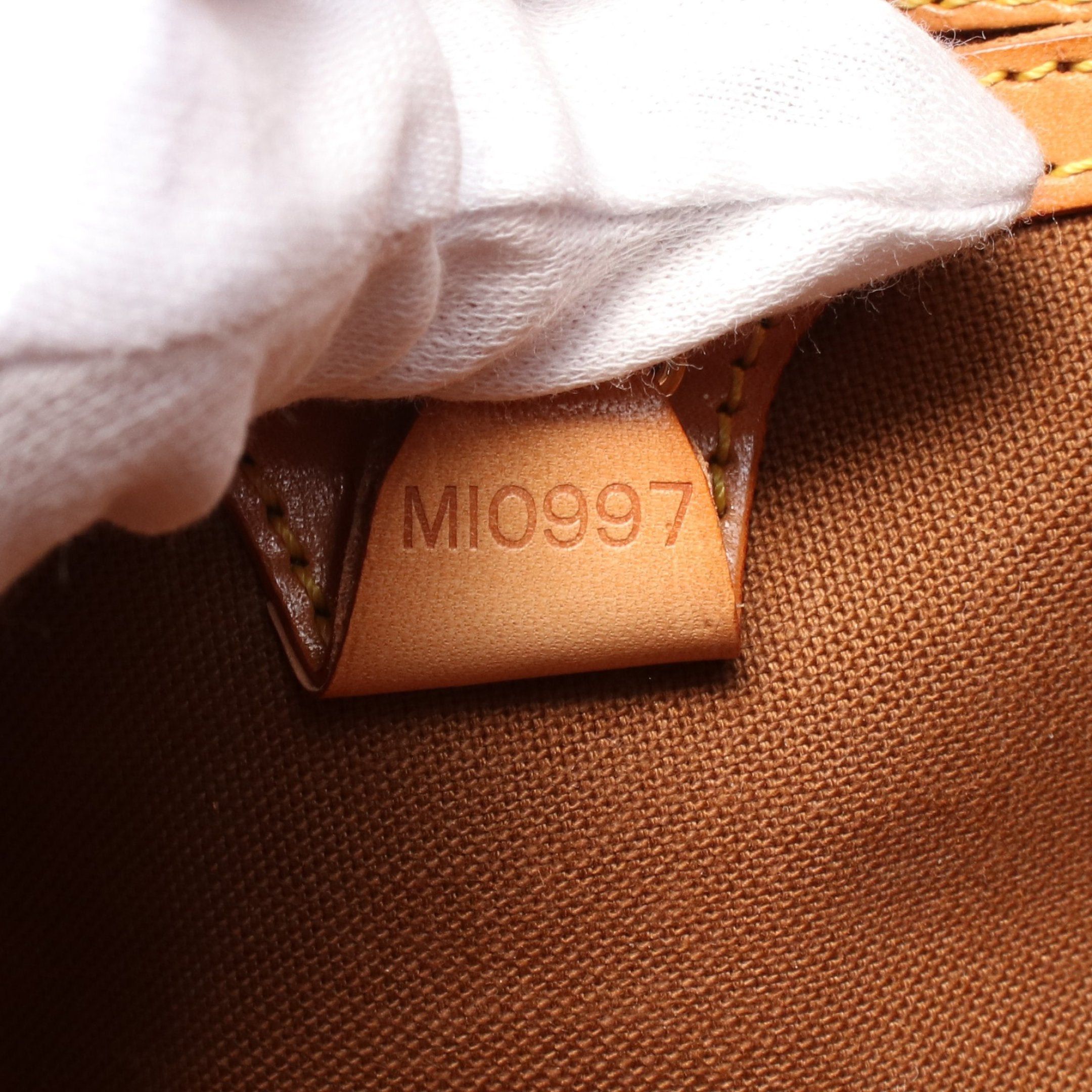 Louis Vuitton Louis Vuitton Ellipse Pm Monogram Handbag Leather Brown Size ONE SIZE - 5 Thumbnail