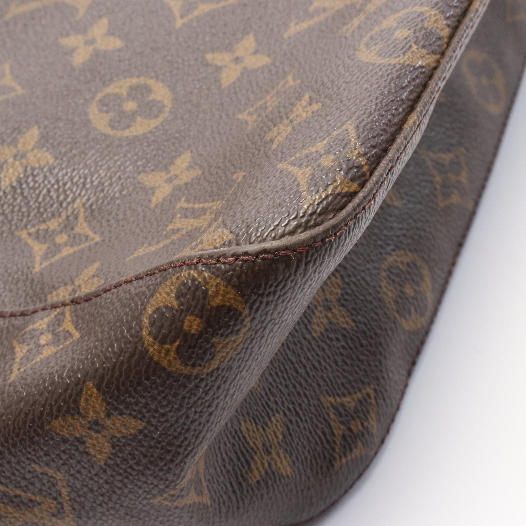 Louis Vuitton Louis Vuitton Looping Gm Monogram Shoulder Bag Leather Brown Size ONE SIZE - 11 Thumbnail