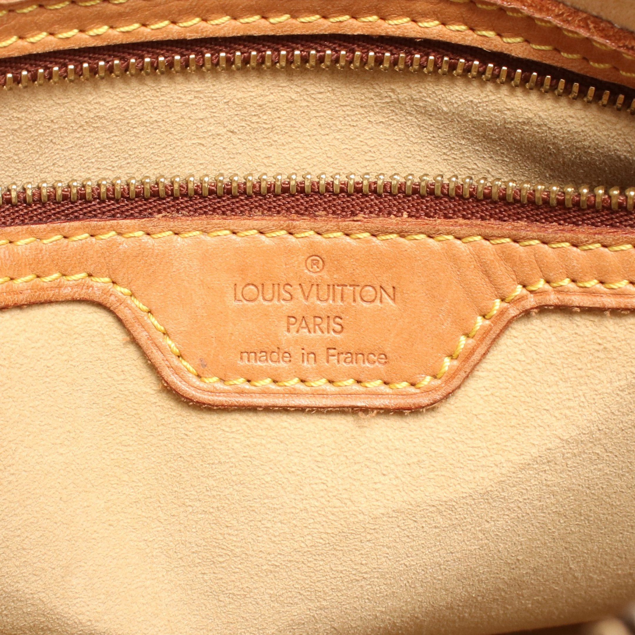 Louis Vuitton Louis Vuitton Looping Gm Monogram Shoulder Bag Leather Brown Size ONE SIZE - 4 Thumbnail