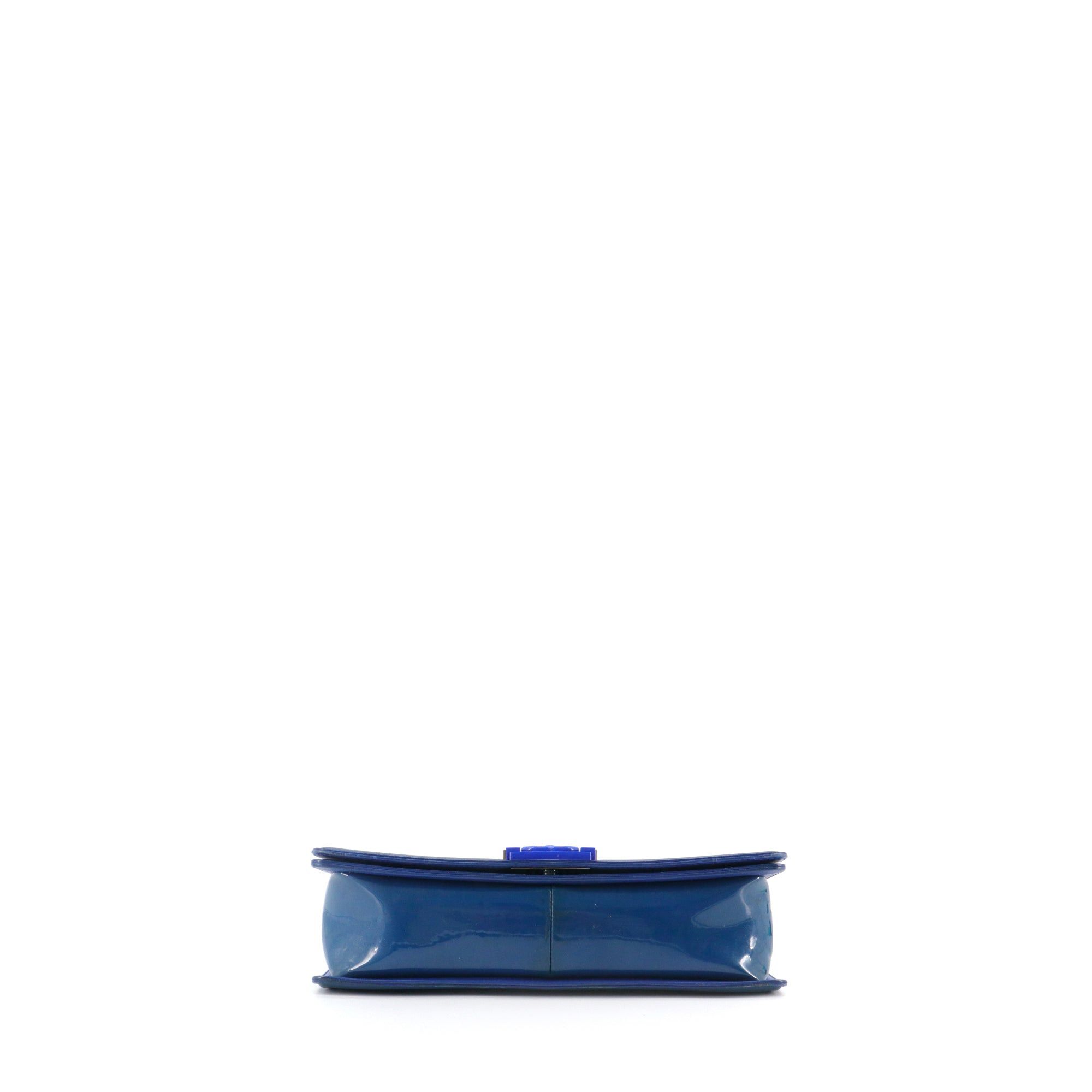 Chanel CHANEL - Boy Chanel shoulder bag in blue patent leather Size ONE SIZE - 4 Thumbnail