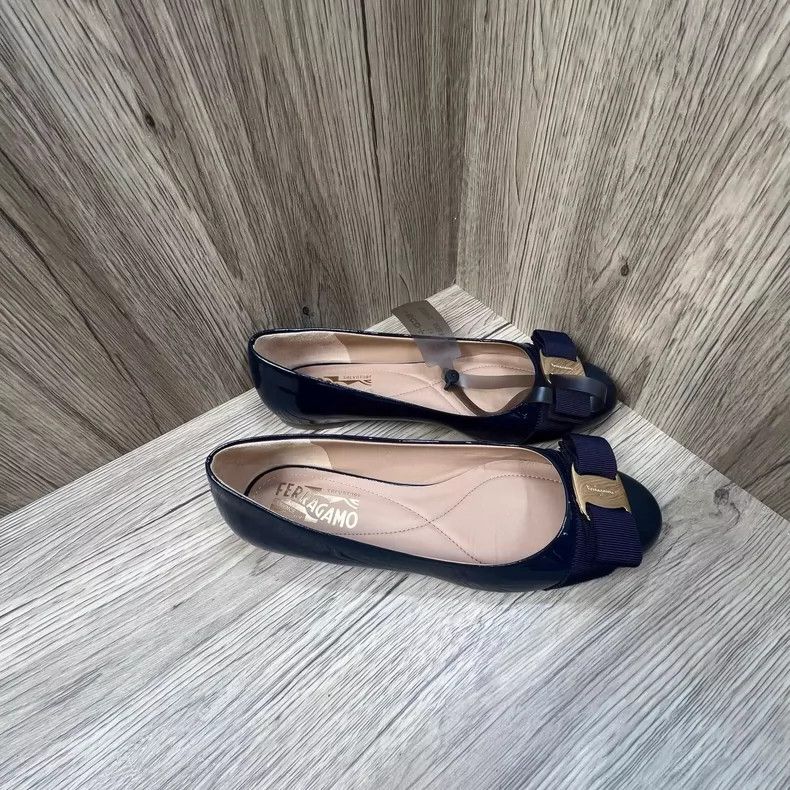 Salvatore Ferragamo Ferragamo Navy Blue Flat Shoes Size 36 Size US 8 / IT 38 - 4 Thumbnail