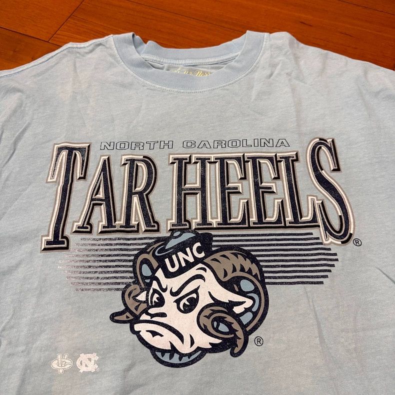 Mitchell & Ness Mitchell Ness North Carolina Tar Heels Shirt Size US XL / EU 56 / 4 - 2 Thumbnail