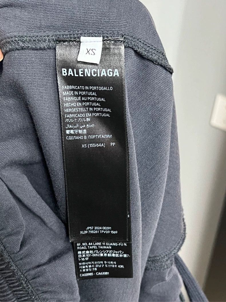Balenciaga Balenciaga Destroyed Black Shorts Unisex-yf Size US 30 / EU 46 - 4 Thumbnail