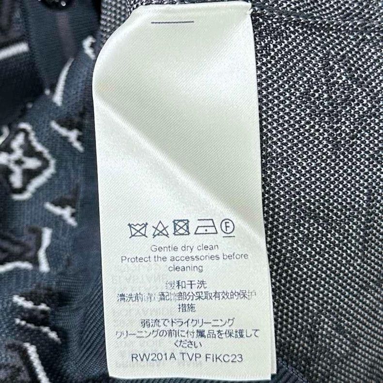Louis Vuitton Louis Vuitton Knitted Cardigan with Pattern-yf Size US XS / EU 42 / 0 - 6 Thumbnail