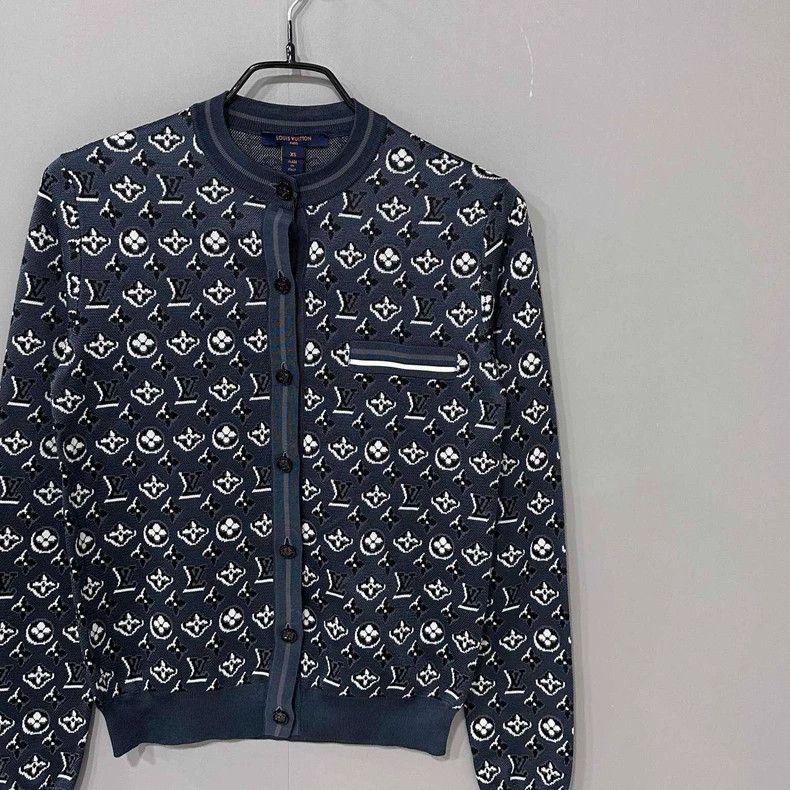 Louis Vuitton Louis Vuitton Knitted Cardigan with Pattern-yf Size US XS / EU 42 / 0 - 2 Thumbnail