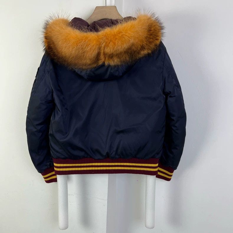Miu Miu Miumiu Navy Down Jacket with Fur Hood Size XS / US 0-2 / IT 36-38 - 2 Thumbnail
