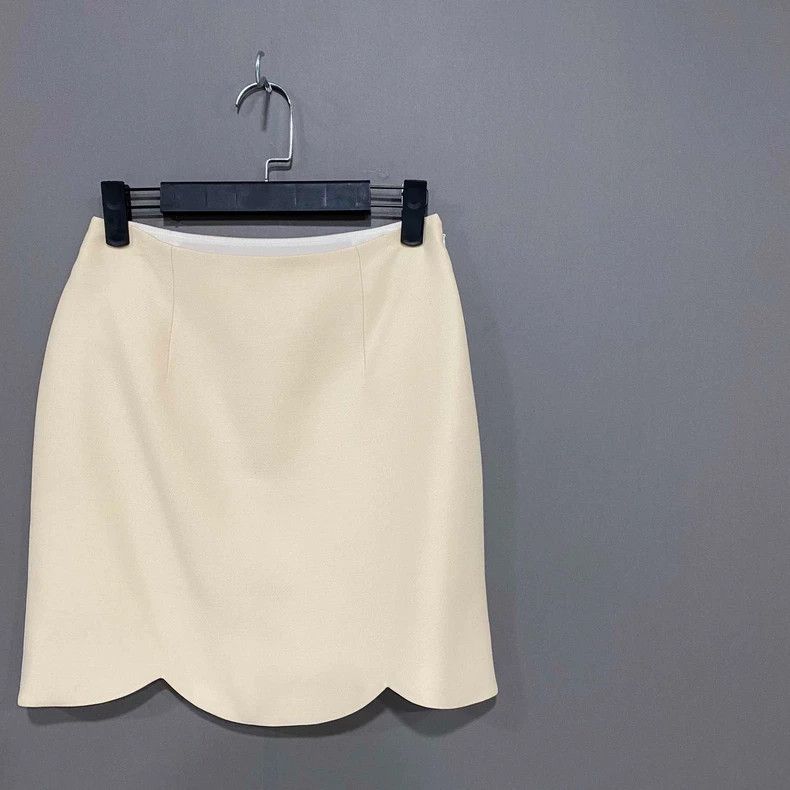 Dior Dior Beige Petal Hem Mini Skirt Size 34" / US 12 / IT 48 - 2 Thumbnail