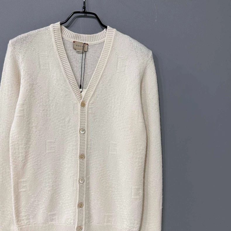Gucci Gucci Cashmere Cardigan with Dark Pattern Size M / US 6-8 / IT 42-44 - 2 Thumbnail