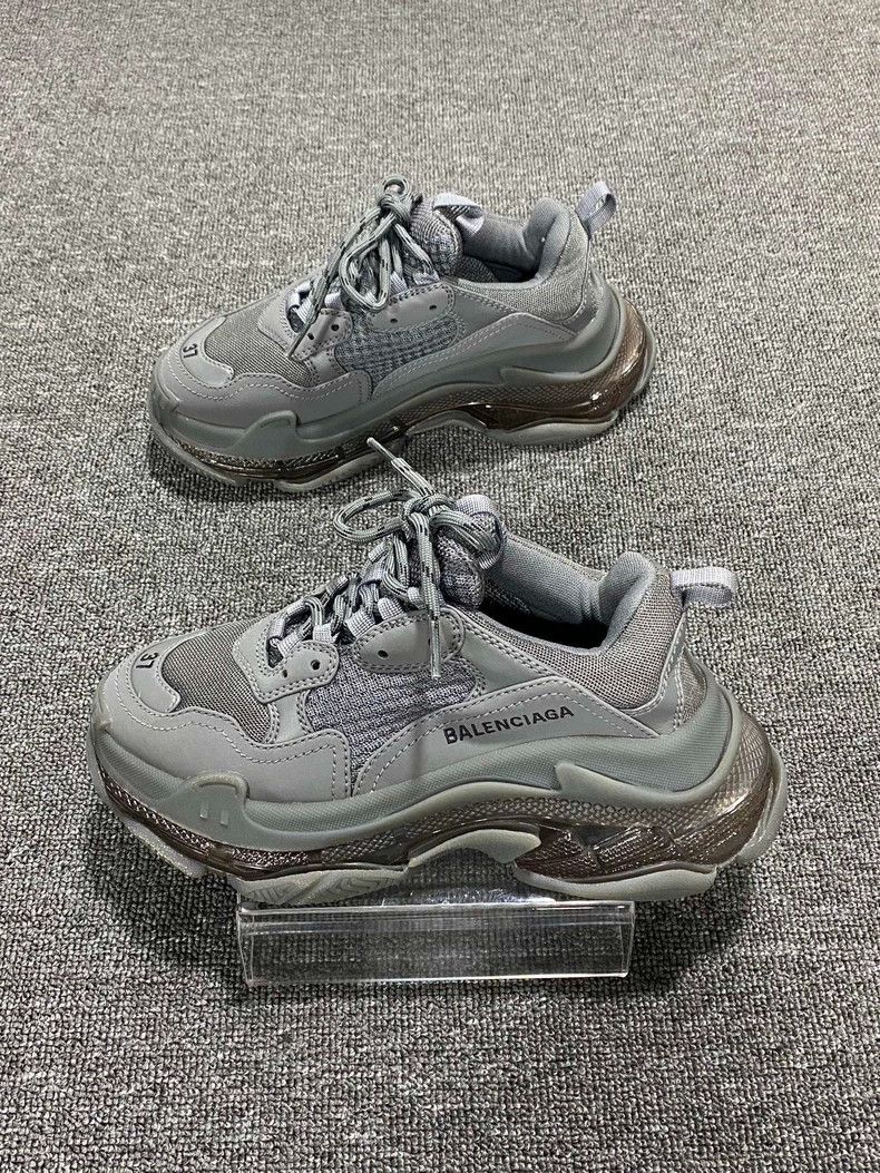 Balenciaga Balenciaga Triple S Sneakers Size 37 Size US 6 / EU 39 - 2 Thumbnail