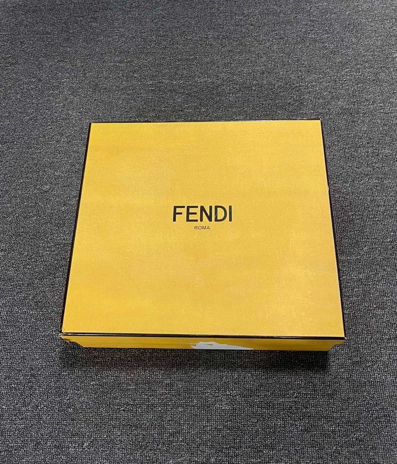 Fendi Classic Fendi Short Boots with Logo Design Size US 6 / IT 36 - 8 Thumbnail