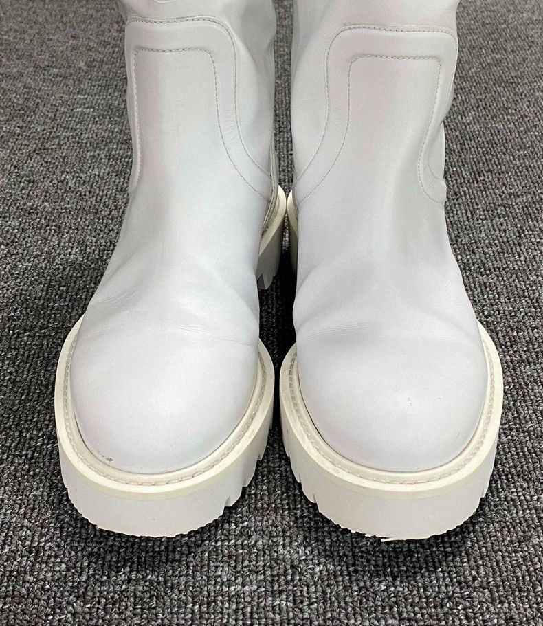 Louis Vuitton White High Boots by Louis Vuitton Size US 7 / IT 37 - 4 Thumbnail