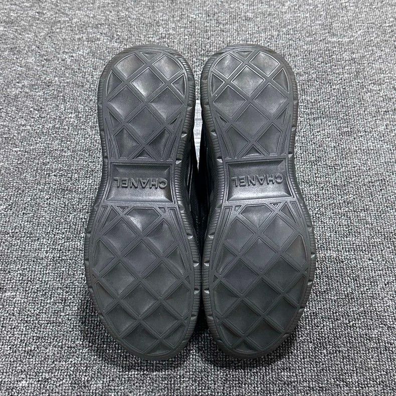 Chanel Black Logo Casual Sneakers by Chanel Size US 8 / IT 38 - 6 Thumbnail