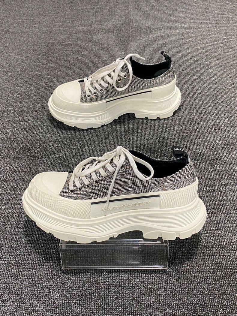 Alexander McQueen Alexander McQueen Thick Sole Canvas Shoes Size US 6 / IT 36 - 2 Thumbnail