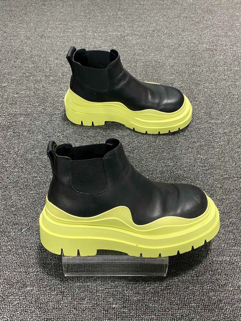 Bottega Veneta Bottega Veneta Black Ankle Boots with Yellow Sole Size US 6 / IT 36 - 3 Thumbnail