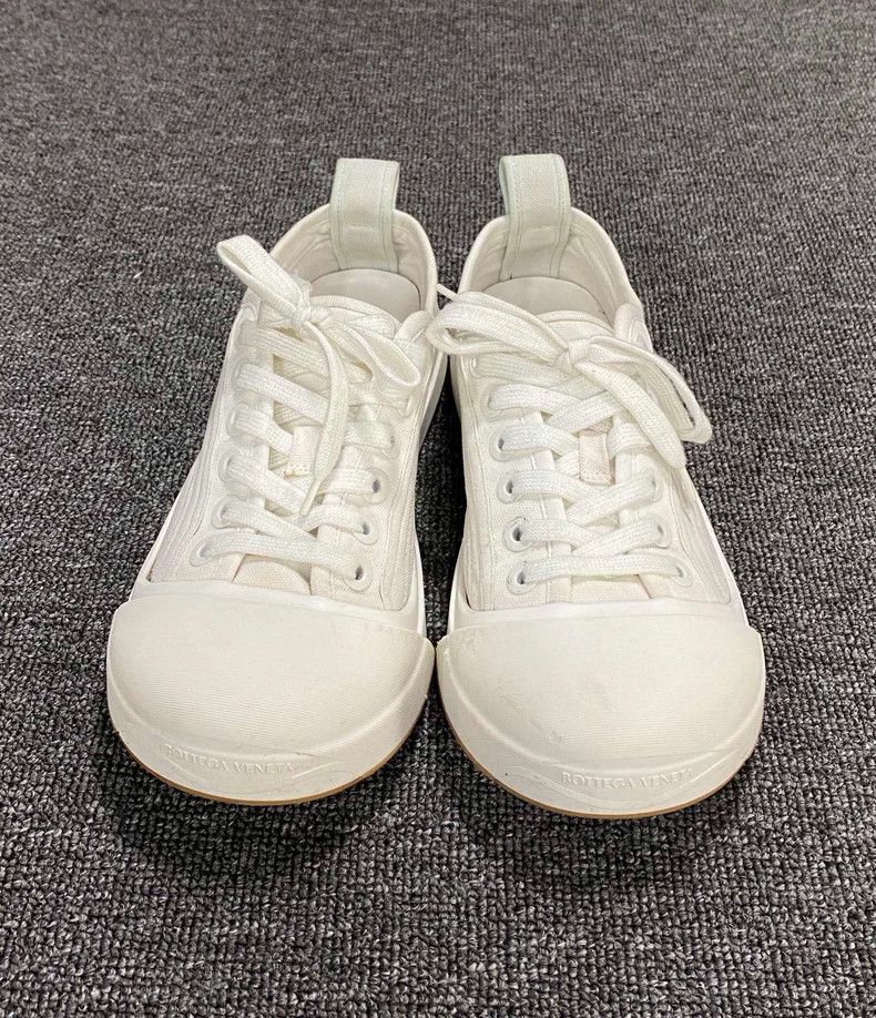 Bottega Veneta White Canvas Sneakers by Bottega Veneta Size US 8 / IT 38 - 4 Thumbnail