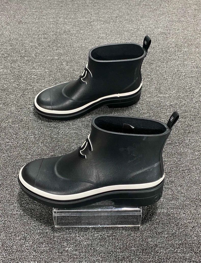 Chanel Chanel Double C Logo Short Boots Size US 8 / IT 38 - 2 Thumbnail
