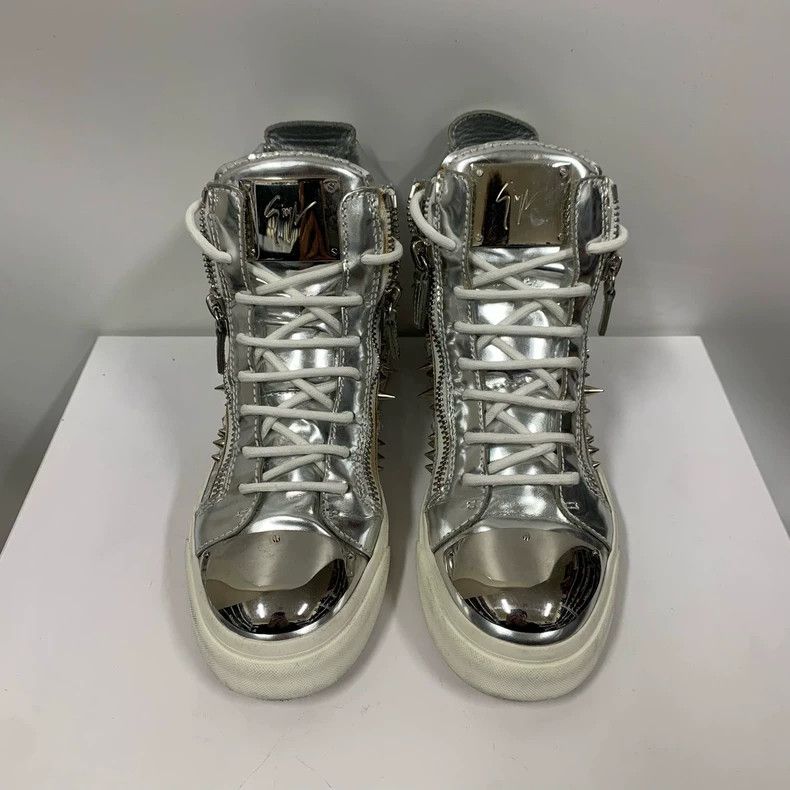 Giuseppe Zanotti Giuseppe Zanotti Silver Studded High-Top Sneakers Size US 6 / IT 36 - 2 Thumbnail