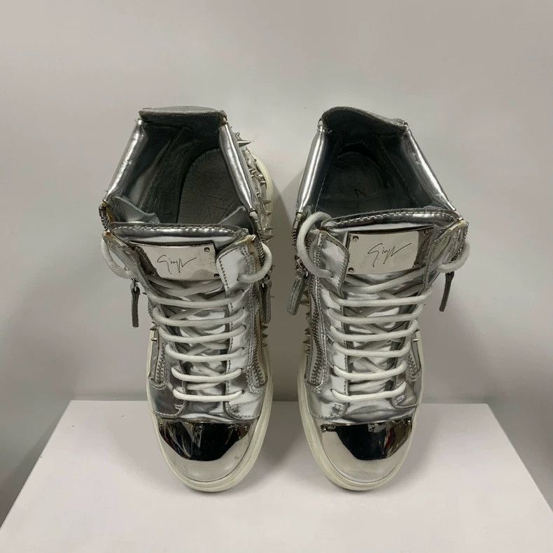Giuseppe Zanotti Giuseppe Zanotti Silver Studded High-Top Sneakers Size US 6 / IT 36 - 3 Thumbnail
