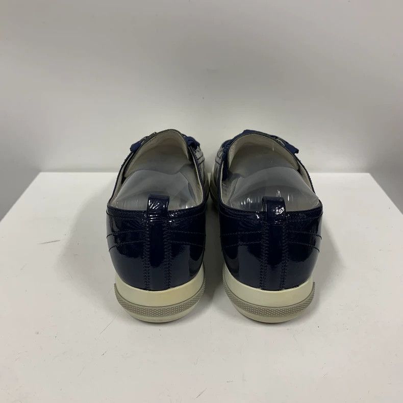 Prada Prada Patent Leather Sneakers Size 36.5 Size US 6 / IT 36 - 6 Thumbnail