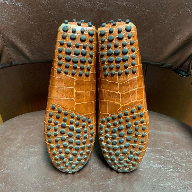 Tod's ToDs Leather Fish Skin Loafers, Size 35.5 Size US 5 / IT 35 - 6 Thumbnail