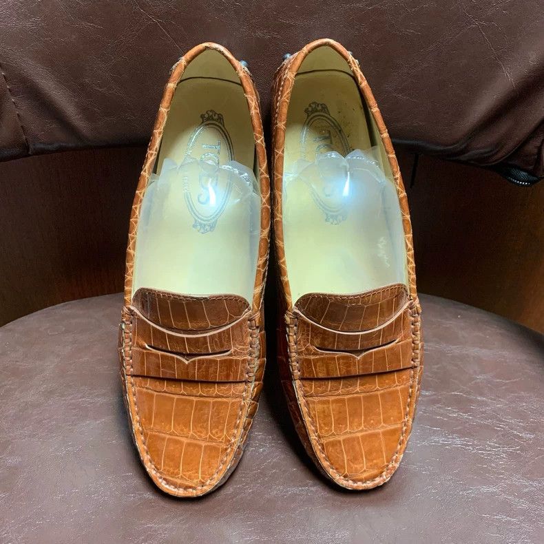 Tod's ToDs Leather Fish Skin Loafers, Size 35.5 Size US 5 / IT 35 - 3 Thumbnail