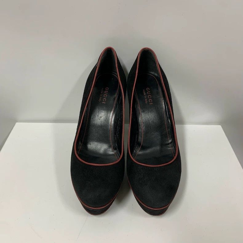 Gucci Gucci Velvet High Heels Size 35.5 Size US 4 / IT 34 - 2 Thumbnail