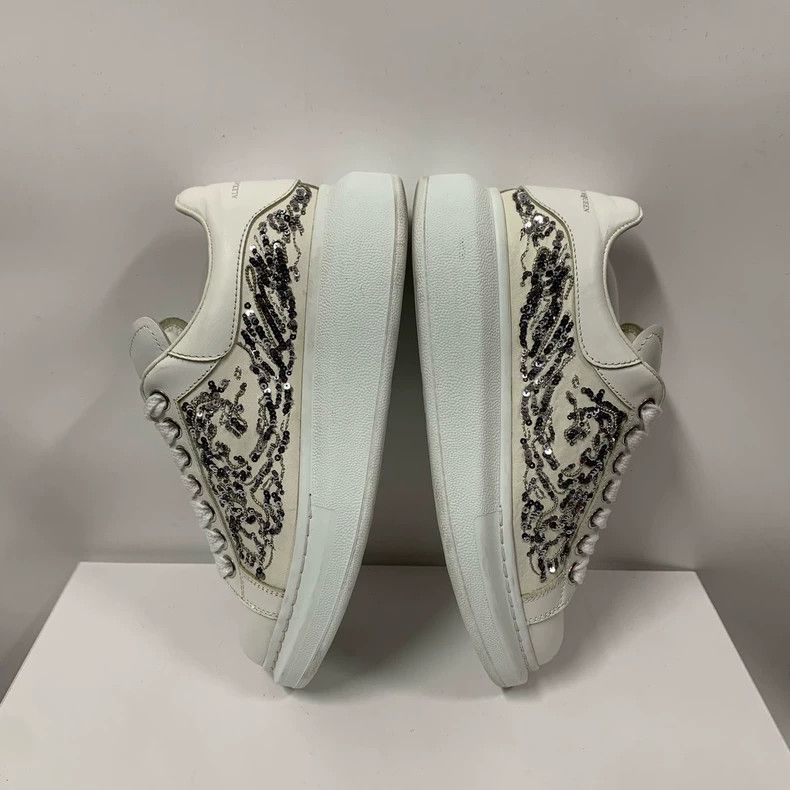 Alexander McQueen Alexander McQueen Embroidered Sneaker Shoes Size US 6 / IT 36 - 4 Thumbnail
