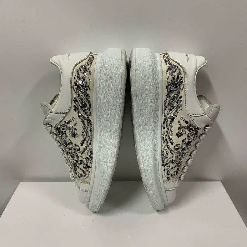 Alexander McQueen Alexander McQueen Embroidered Sneaker Shoes Size US 6 / IT 36 - 5 Thumbnail