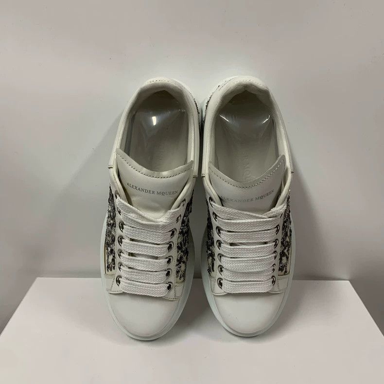 Alexander McQueen Alexander McQueen Embroidered Sneaker Shoes Size US 6 / IT 36 - 3 Thumbnail